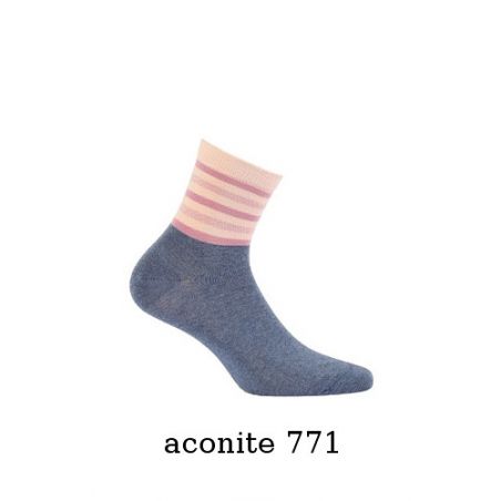 Wola W84.01P Perfect Woman socks, patterned 36-41