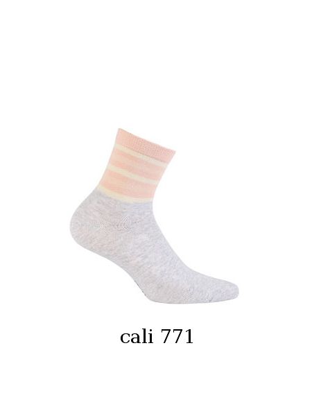 Wola W84.01P Perfect Woman socks, patterned 36-41