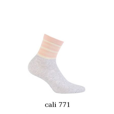 Wola W84.01P Perfect Woman socks, patterned 36-41